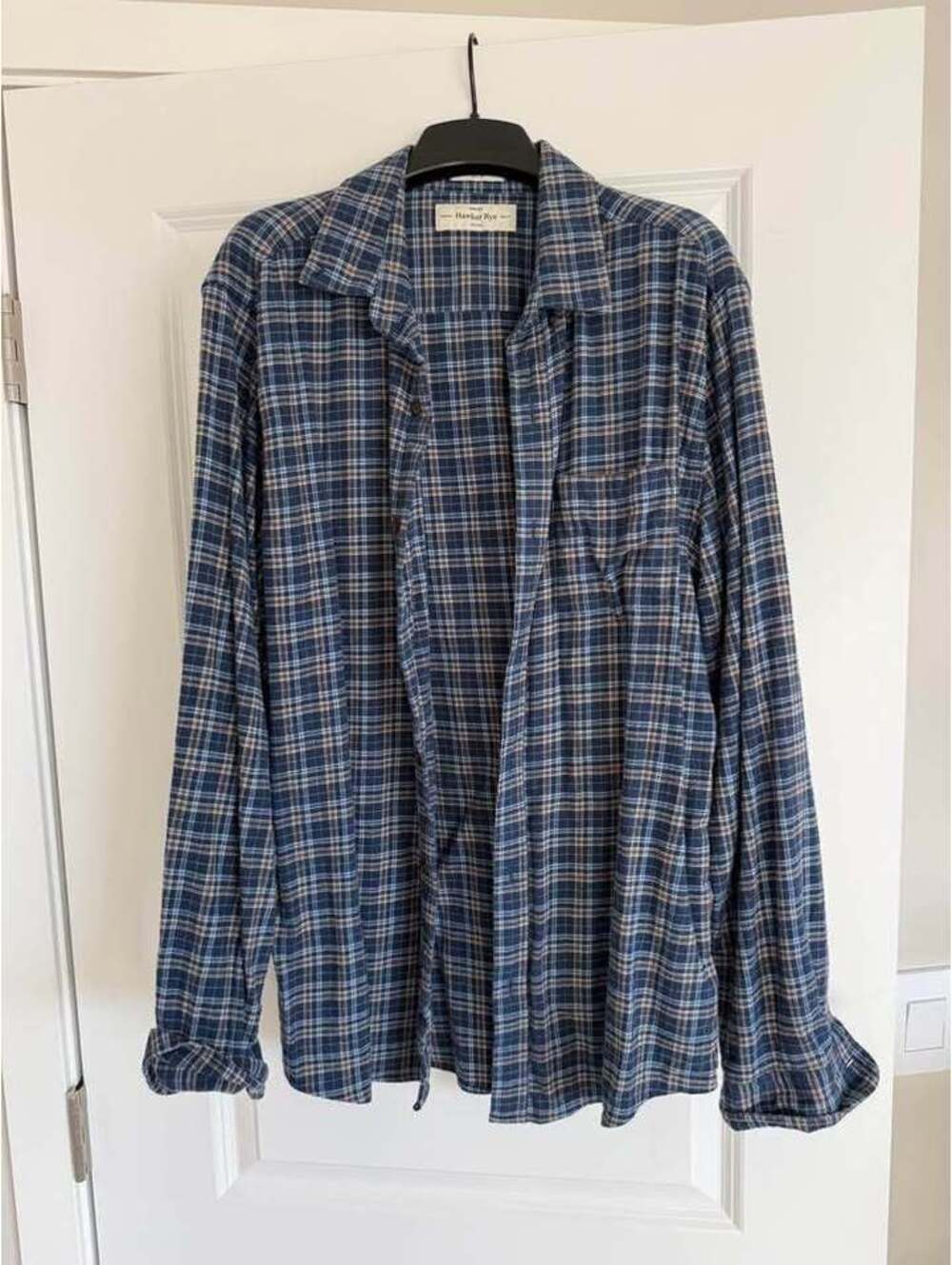 Men’s plaid button down